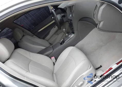 2015 Infiniti Q40 из США, поврежденный, VIN JN1CV6AP1FM501500